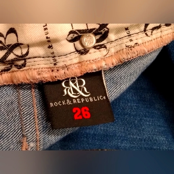 Rock & Republic distressed jeans - Picture 2 of 7